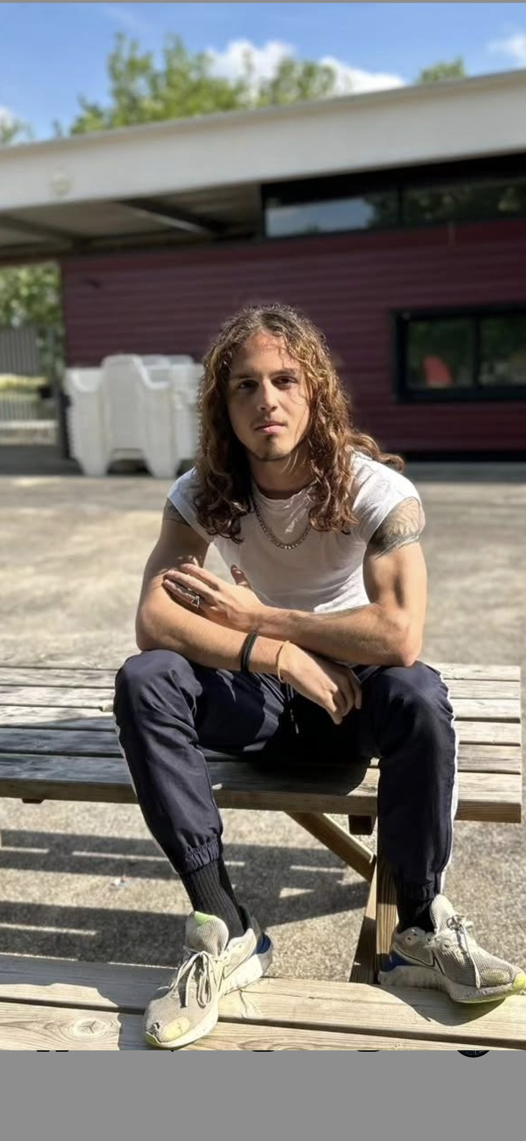 Profil de Ilies, 20 ans, Pute à Bour