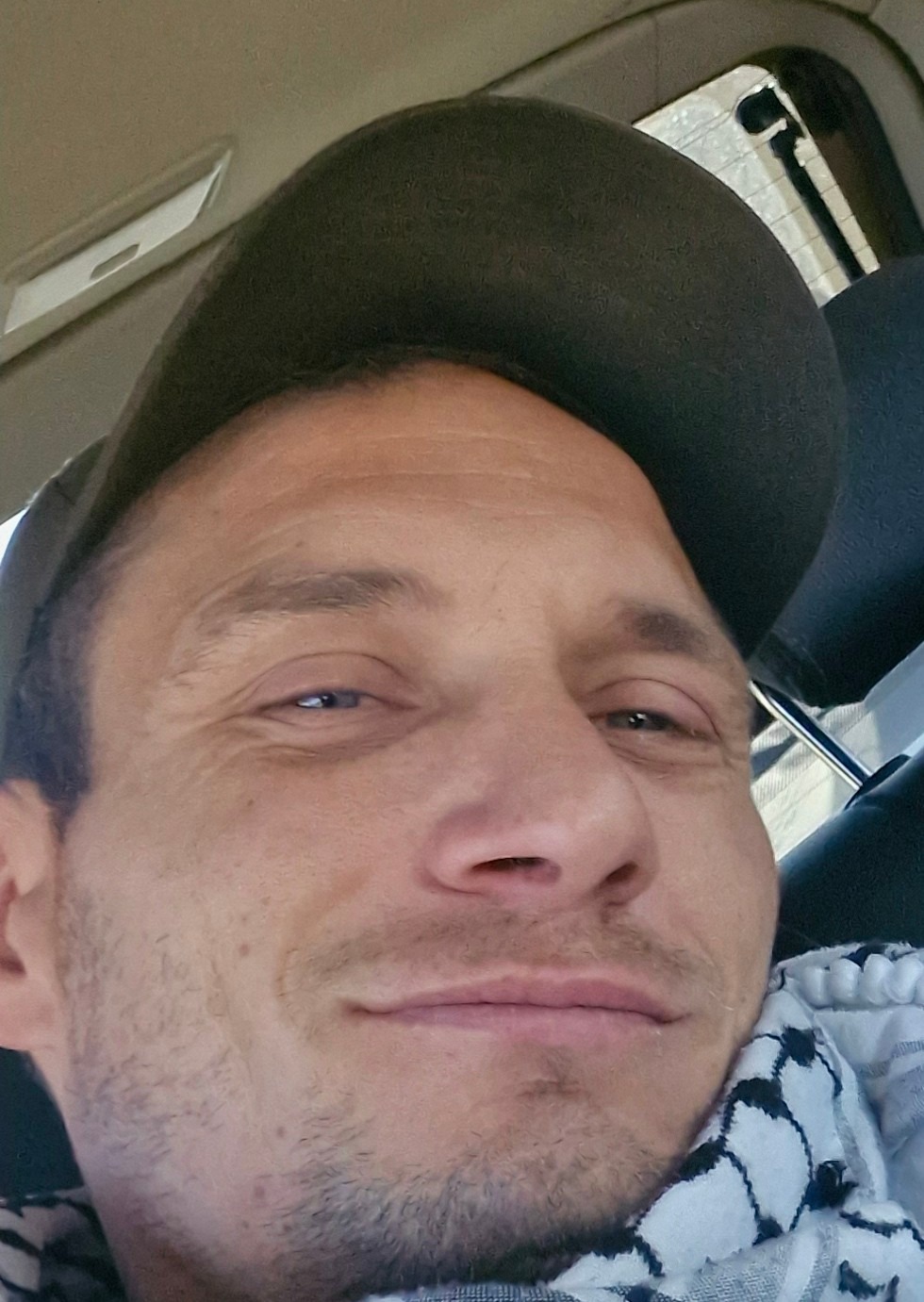 Profil de Illyes, 37 ans, Pute à Allerborn