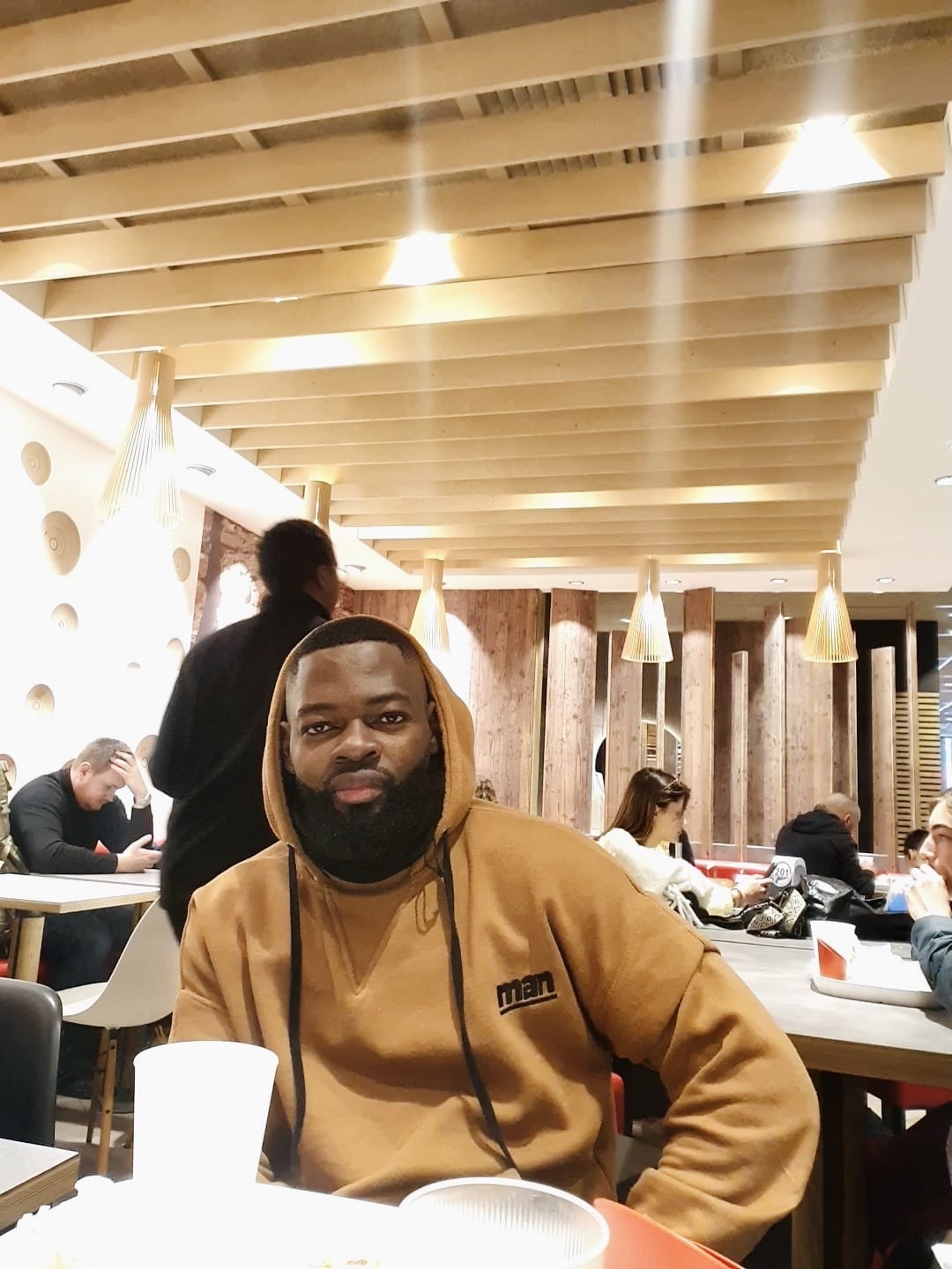 Profil de Wyllem, 33 ans, Pute à Schoos