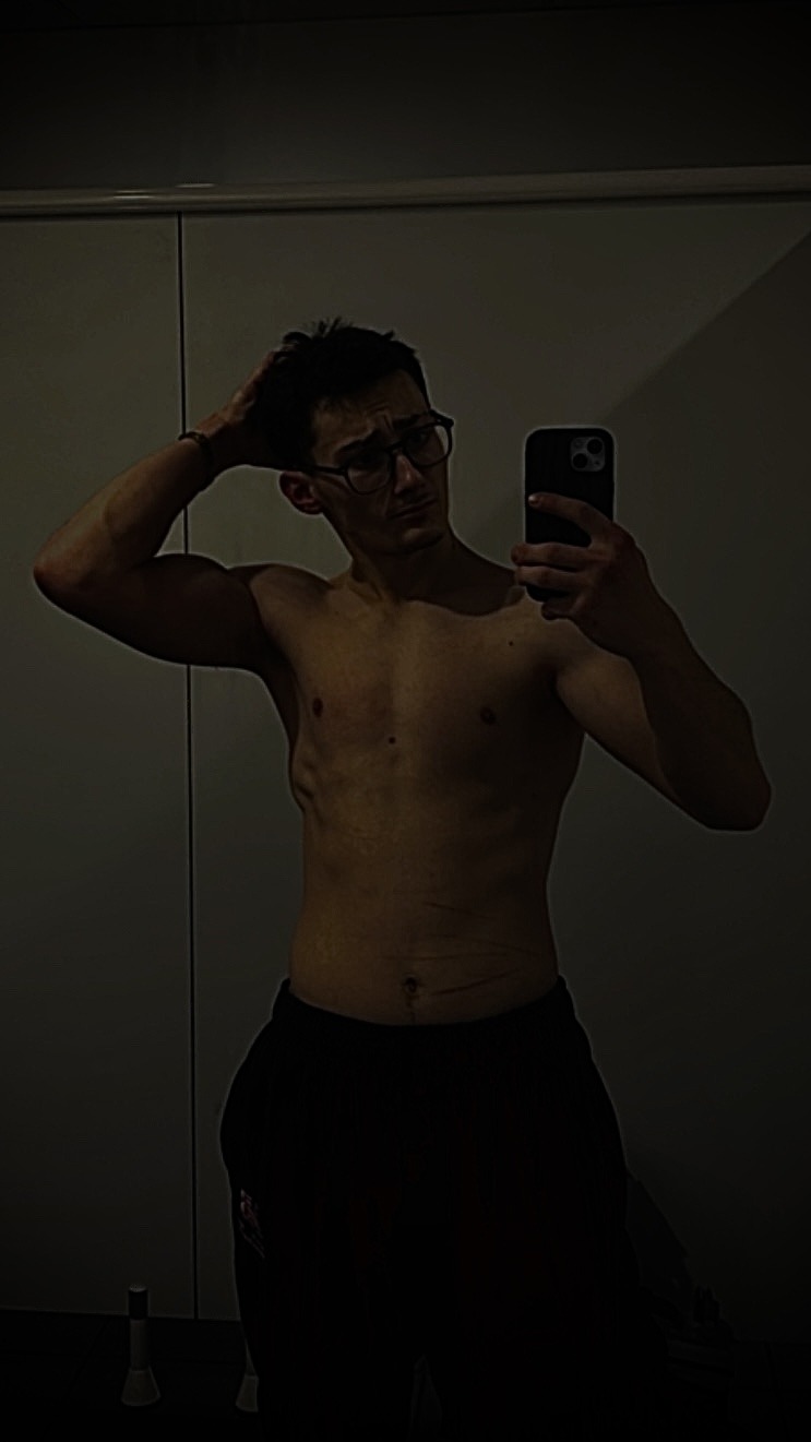 Profil de Arona, 23 ans, Pute à Warken