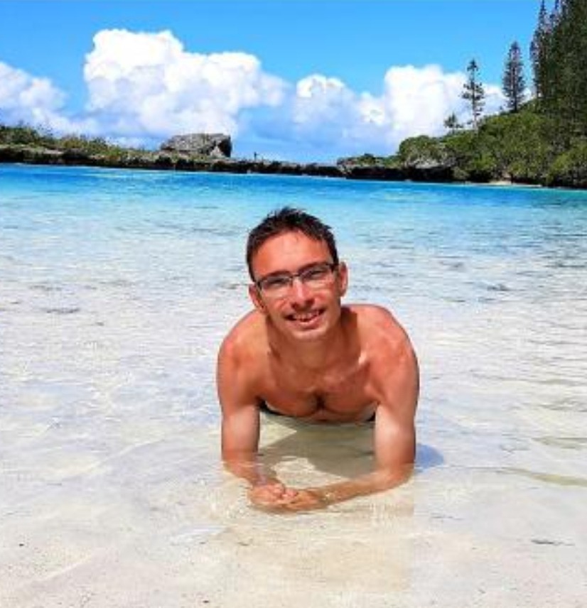 Profil de Enrique, 32 ans, Pute à Folschette