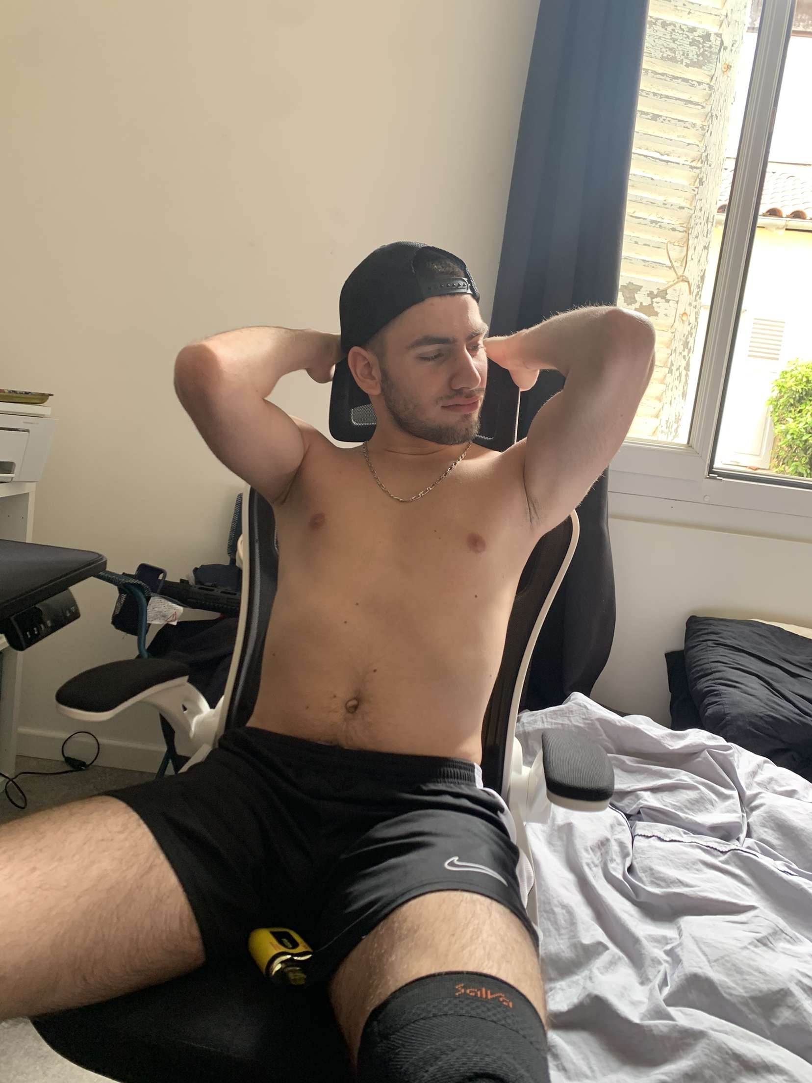 Profil de Milko, 19 ans, Pute à Weiler