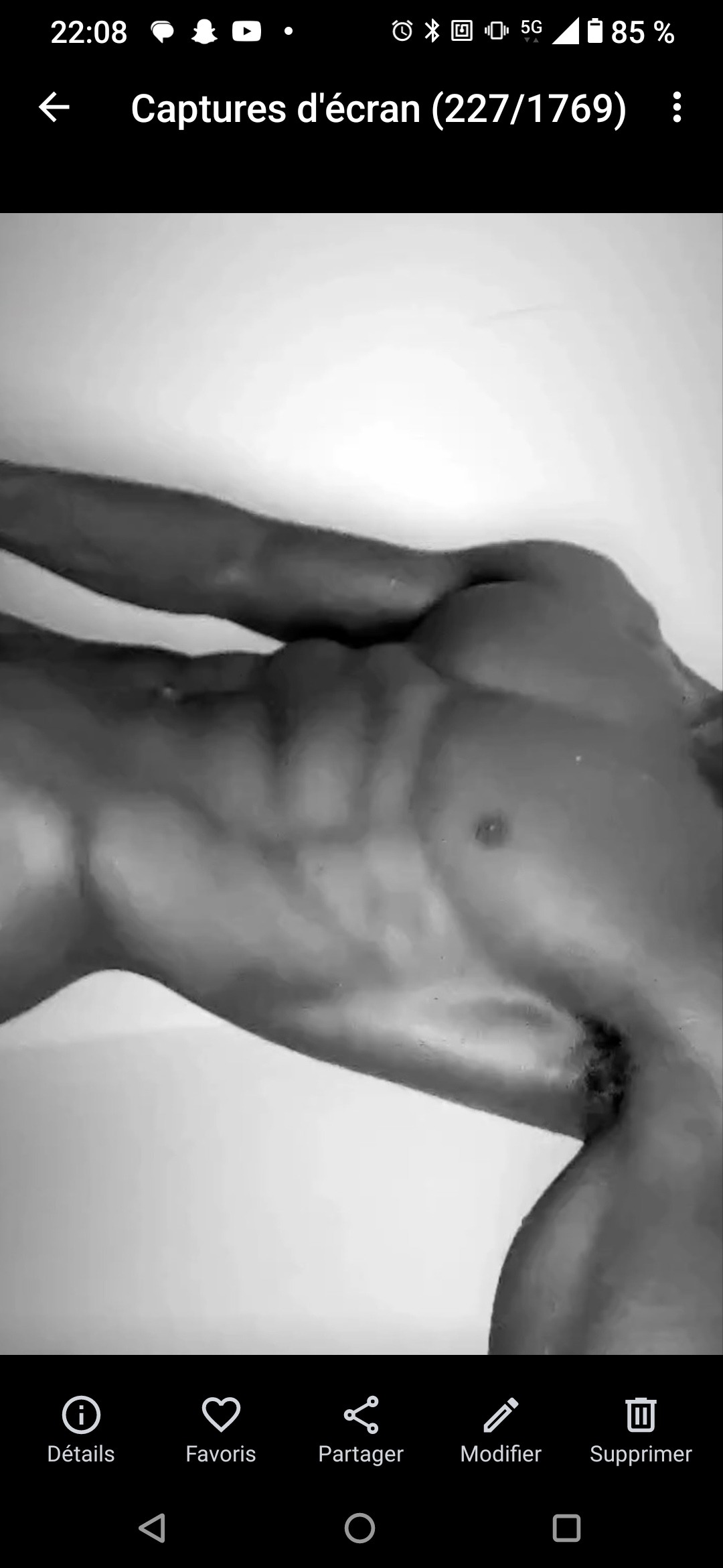 Profil de Ademe, 22 ans, Pute à Heffingen