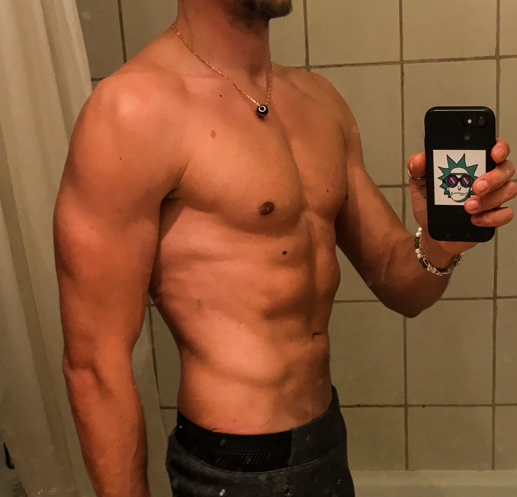 Profil de Yohanan, 33 ans, Pute à Basbellain