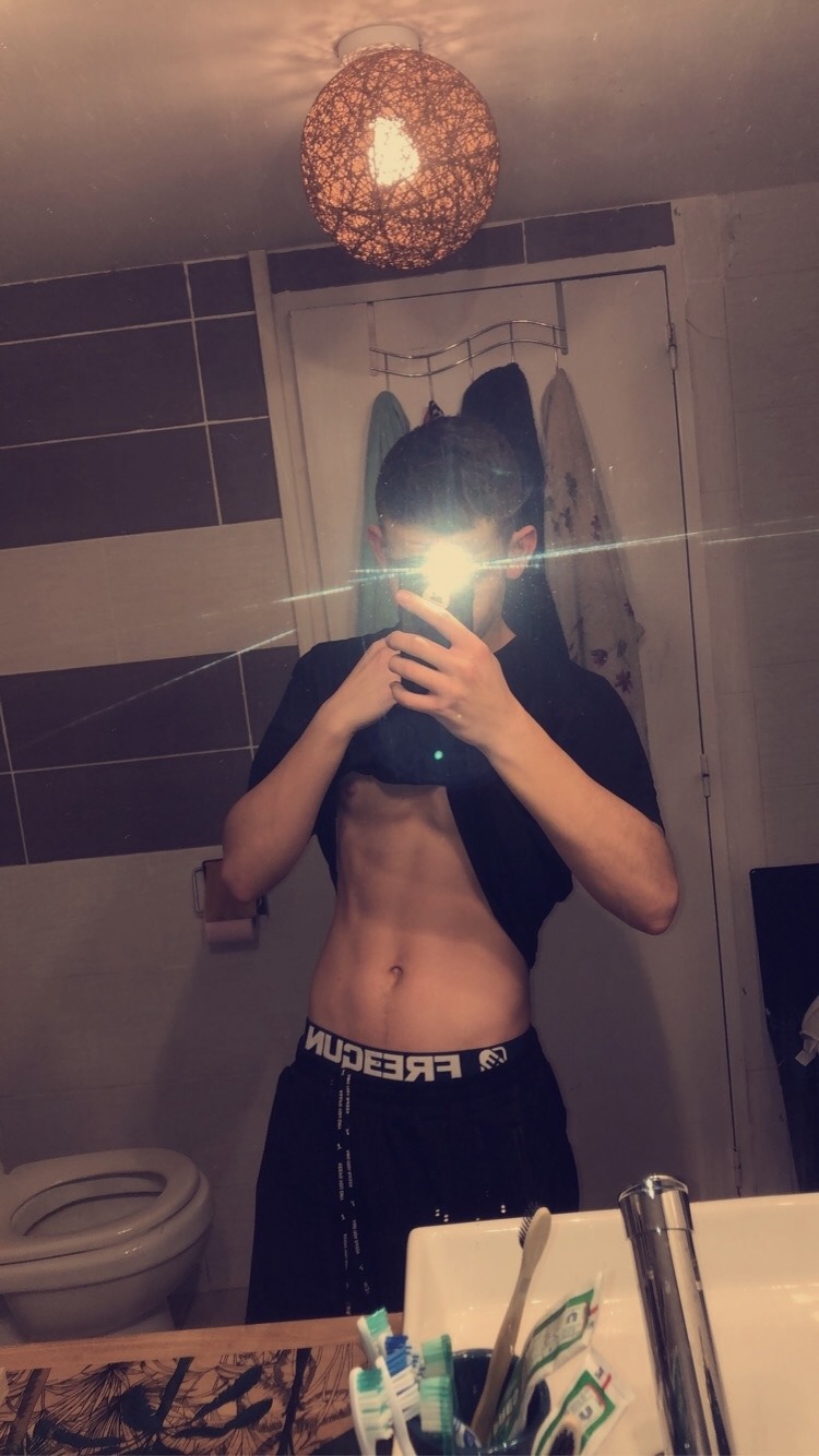 Profil de Mohamed-yacine, 20 ans, Pute à Eselborn