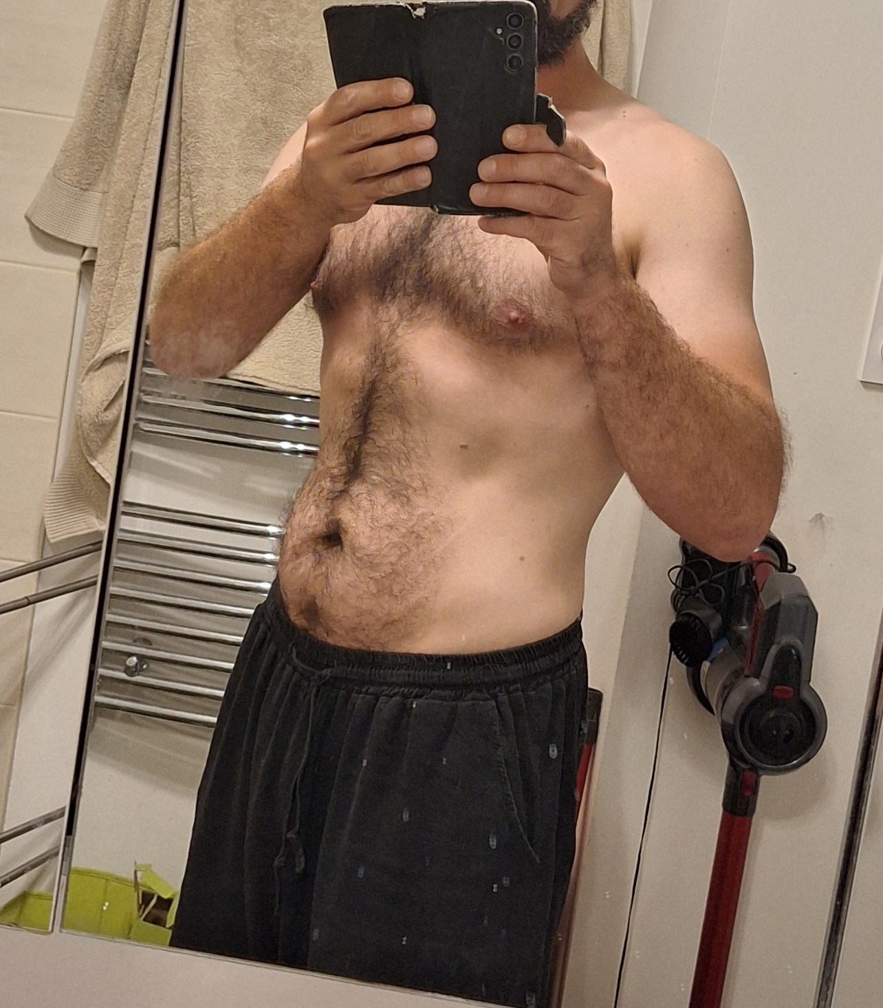 Profil de Abderahmen, 42 ans, Pute à Hoscheid