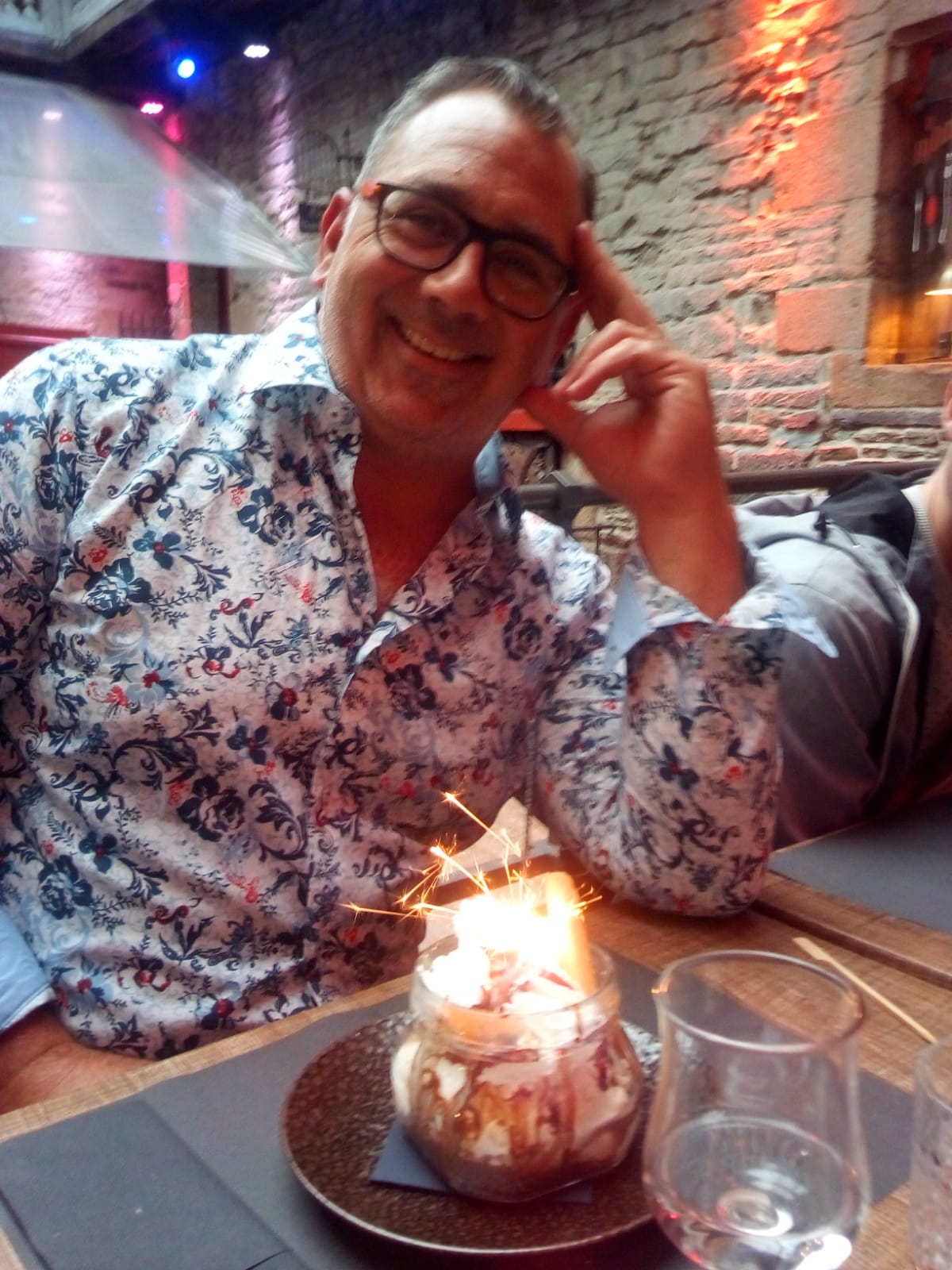 Profil de Winston, 46 ans, Pute à Olm