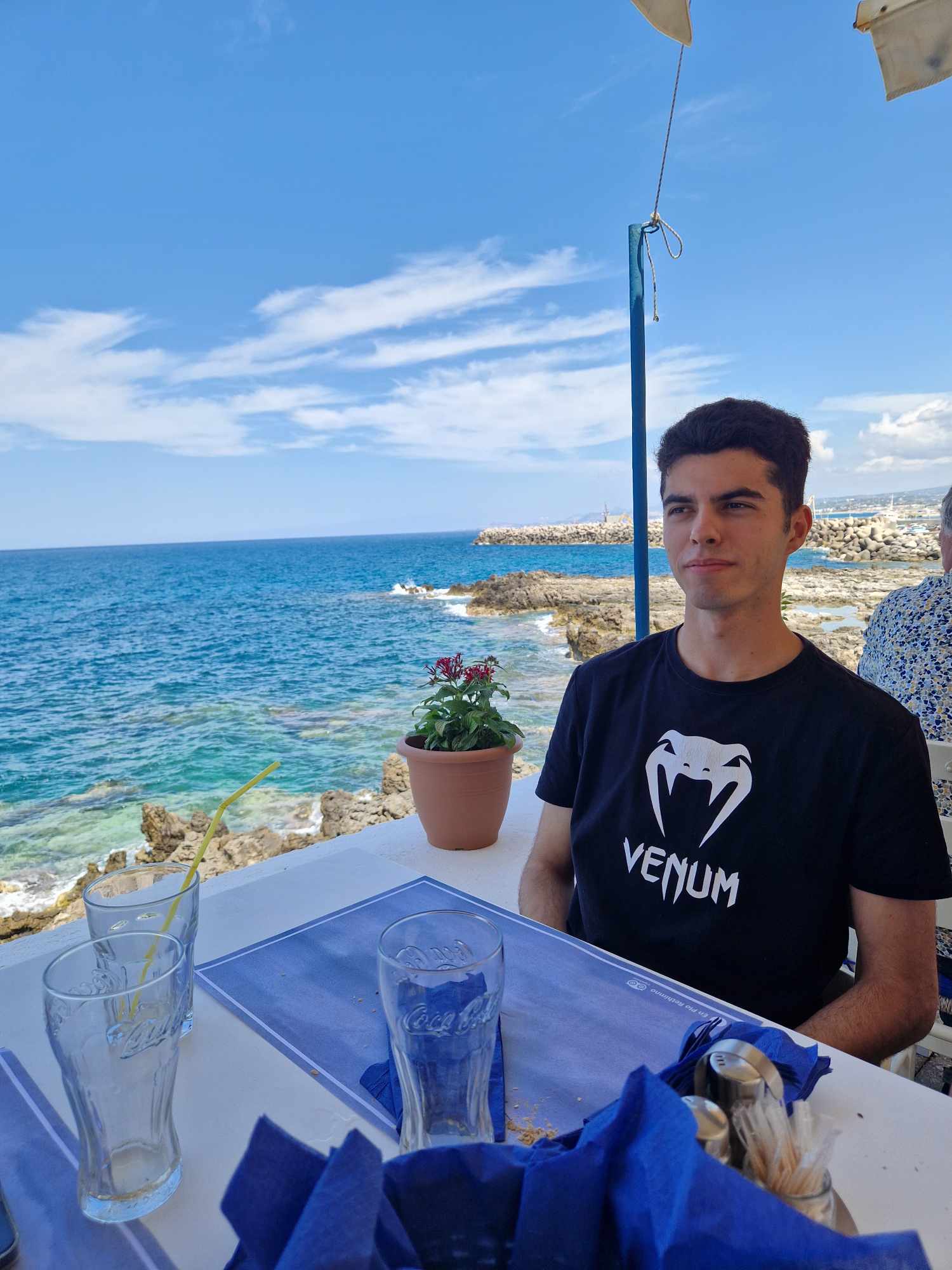 Profil de Nessim, 21 ans, Pute à Dorscheid